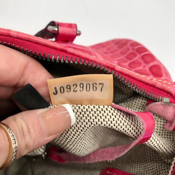 Brahmin Pink Croc Embossed Leather Nile Barrel Shoulder Bag - Picture 10 of 11